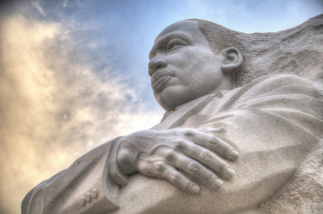 Source : Cocoabiscuit, Martin Luther King Jr. Memorial, CC : https://flic.kr/p/cDbzYG