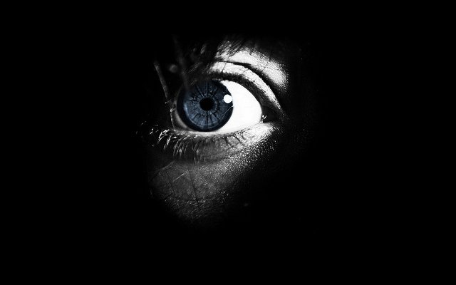 closet-thriller